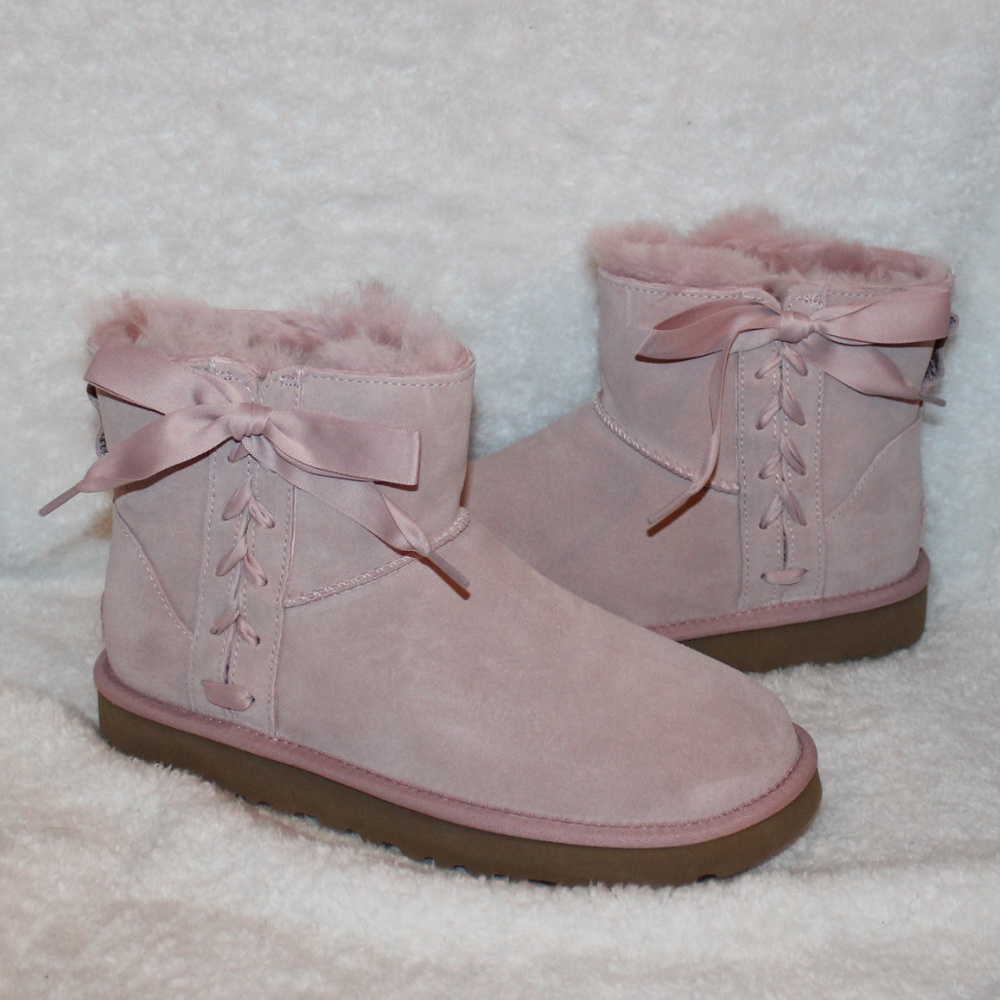 NEW IN BOX UGG MINI SUEDE LACE BOOTS PINK CRYSTAL